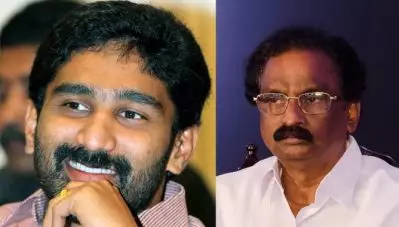 ‘നിങ്ങള്‍ക്ക് ഇതുതന്നെയാണോ പണി?’; എ.കെ ബാലനെ തലോടി, മുഖ്യമന്ത്രിയെയും മാധ്യമപ്രവര്‍ത്തകരെയും വിമര്‍ശിച്ച് വാളയാര്‍ക്കേസില്‍ വി.ടി ബല്‍റാമിന്റെ പോസ്റ്റ്