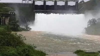 ബാണാസുര, പെരിങ്ങല്‍കുത്ത്, പീച്ചി ഡാമുകള്‍ തുറന്നു, സമീപവാസികള്‍ ജാഗ്രത പാലിക്കുക