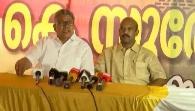 ‘ഇടത്-വലത് മുന്നണികള്‍ വഞ്ചിച്ചു’; കോന്നിയില്‍ കെ. സുരേന്ദ്രനു വേണ്ടി വോട്ടഭ്യര്‍ഥിച്ച് ഓര്‍ത്തഡോക്‌സ് സഭാ ഭാരവാഹികള്‍