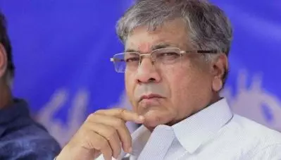 കോണ്‍ഗ്രസ്-എന്‍.സി.പി പ്രതീക്ഷകളെ തകര്‍ത്ത് ഇക്കുറിയും പ്രകാശ് അംബേദ്കറുടെ വി.ബി.എ; പക്ഷേ ഒരു സീറ്റും നേടിയില്ല