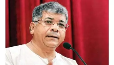 മുസ്‌ലിങ്ങളെ മാത്രമല്ല ഹിന്ദു സമുദായത്തെയും പൗരത്വ നിയമവും ദേശീയ രജിസ്റ്ററും ആഘാതമേല്‍പ്പിക്കും; പ്രകാശ് അംബേദ്കര്‍