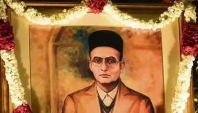 ‘ഗാന്ധിയെ ആത്മഹത്യ ചെയ്യിച്ച രാജ്യത്ത് എന്തും സാധ്യം’; സവര്‍ക്കര്‍ക്ക് ഭാരത് രത്‌ന നല്‍കണമെന്ന ബി.ജെ.പി ആവശ്യത്തിനെതിരെ പ്രതിപക്ഷം