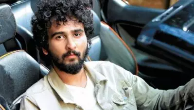 ‘അന്ന് അബിക്കയില്‍ കണ്ട ആ സൗമ്യതയും വിനയവും ഷെയ്ന്‍ നിഗമിലും കാണാന്‍ കഴിഞ്ഞിട്ടുണ്ട്’ ; ഭീഷണികളും അസഭ്യപ്രയോഗങ്ങളും കൊണ്ട് തളര്‍ത്താനുള്ള ശ്രമങ്ങളോട് യോജിക്കാനാവില്ലെന്നും സംവിധായകന്‍ പി.ജി പ്രേംലാല്‍