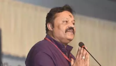‘ഇത്തവണയെങ്കിലും ജയിപ്പിക്കണം’; ബി.ജെ.പി സ്ഥാനാര്‍ഥിക്കു വേണ്ടി സുരേഷ് ഗോപിയുടെ വോട്ടഭ്യര്‍ഥന ഇങ്ങനെ