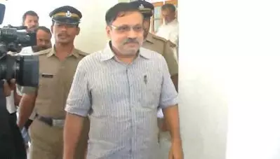 പാലാരിവട്ടം പാലം: പ്രതികളുടെ റിമാന്‍ഡ് കാലാവധി നീട്ടി; പ്രതികരിക്കാനില്ലെന്ന് ടി.ഒ സൂരജ്; ‘ജയിലില്‍നിന്ന് ഇറങ്ങിയാല്‍ കൂടുതല്‍ വെളിപ്പെടുത്തല്‍’