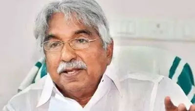 വാളയാര്‍കേസില്‍ ഇരകള്‍ക്കല്ല പ്രതികള്‍ക്കാണ് സര്‍ക്കാര്‍ സഹായം ലഭിച്ചതെന്ന് ഉമ്മന്‍ചാണ്ടി