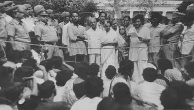 ഇന്ദിരയെ വിറപ്പിച്ച യെച്ചൂരി; ജെ.എന്‍.യു ജ്വലിക്കുമ്പോള്‍ 42 വര്‍ഷം മുന്‍പുള്ള ചിത്രം വീണ്ടും ചര്‍ച്ചയാകുന്നു
