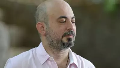 ബിനീഷിനുണ്ടായ വിഷമത്തില്‍ ഹൃദയത്തിന്റെ അടിത്തട്ടില്‍ നിന്ന് മാപ്പ്; പേരിനൊപ്പം മേനോന്‍ എന്നുണ്ട് എന്ന് കരുതി സവര്‍ണനായി മുദ്രകുത്തരുത്: അനില്‍ രാധാകൃഷ്ണന്‍ മേനോന്‍