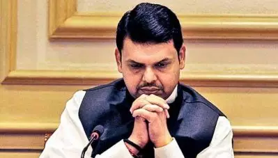 ഇനി മുഖ്യമന്ത്രിയല്ല പകരം സേവക്; ട്വിറ്റര്‍ ബയോ തിരുത്തി ദേവേന്ദ്ര ഫഡ്‌നാവിസ്