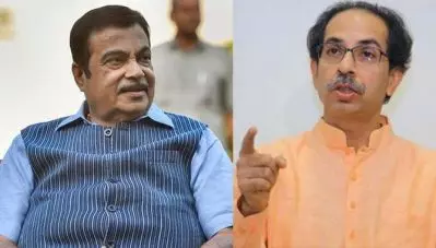 ‘ഗഡ്ഗരിക്ക് ക്രിക്കറ്റിനെ കുറിച്ച് എന്തറിയാം, വല്ല സിമന്റിനെ കുറിച്ചും ടാറിനെ കുറിച്ചുമൊക്കെ പറയട്ടെ’; മഹാരാഷ്ട്ര രാഷ്ട്രീയം ക്രിക്കറ്റ് പോലെയെന്ന പരാമര്‍ശത്തില്‍ മറുപടിയുമായി ശിവസേന