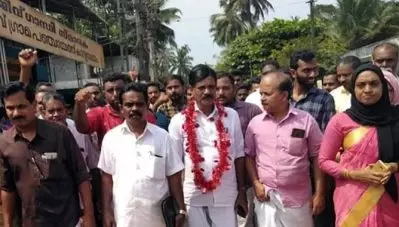 കോണ്‍ഗ്രസ് സി.പി.ഐ.എമ്മിനെ പിന്തുണച്ചു; ലീഗിനെ തോല്‍പ്പിച്ച് കാളികാവില്‍ എല്‍.ഡി.എഫിന് വിജയം