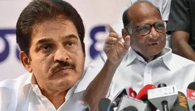 ദല്‍ഹിയിലേക്കില്ലെന്ന പവാറിന്റെ വാശിക്കുമുന്നില്‍ കീഴടങ്ങി കോണ്‍ഗ്രസ്; കെ.സിയും സംഘവും മുംബൈയിലേക്ക് പറന്നു; നിര്‍ദ്ദേശം സോണിയയുടേത്