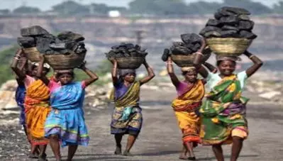 ജോലി സമയം ഒമ്പത് മണിക്കൂര്‍; വേതനം എട്ട് മണിക്കൂറിന് മാത്രം; ദേശീയ വേതന നിയമത്തിന്റെ കരട് രേഖ പുറത്തിറക്കി