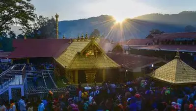 ശബരിമലയിലെത്തിയ ട്രാന്‍സ്‌ജെന്റേഴ്‌സിനെ പൊലീസ് തടഞ്ഞതായി പരാതി