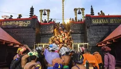ശബരിമലയില്‍ ഭക്തരെ നിയന്ത്രിക്കുന്നത് ക്രിമിനിലുകളെന്ന് പൊലീസ് റിപ്പോര്‍ട്ട്; വാദം തള്ളി ദേവസ്വം ബോര്‍ഡ്
