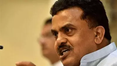 മഹാരാഷ്ട്രയില്‍ തെരഞ്ഞെടുപ്പിന് ഒരുങ്ങാന്‍ സഞ്ജയ് നിരുപത്തിന്റെ ആഹ്വാനം; തെരഞ്ഞെടുപ്പിനെ നേരിടുക ശിവസേനയ്‌ക്കൊപ്പമെന്ന് സൂചന