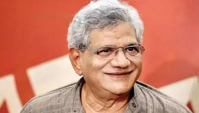 ‘അതിനായി എന്തുപകരണമാണ് ബി.ജെ.പി സര്‍ക്കാര്‍ വാങ്ങിയത്?’; വ്യക്തികളെ നിരീക്ഷിക്കുമെന്ന മന്ത്രിയുടെ പ്രസ്താവനയ്‌ക്കെതിരെ യെച്ചൂരി