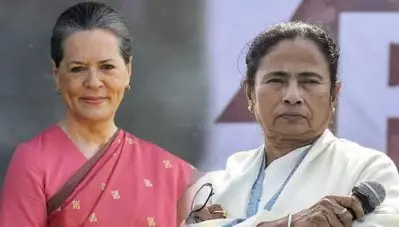 ഉദ്ധവ് താക്കറെയുടെ സത്യപ്രതിജ്ഞാ ചടങ്ങില്‍ സോണിയയും മമതയും കെജ്‌രിവാളും പങ്കെടുക്കില്ല