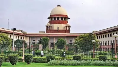 ശിവസേനയുടെ ഹരജിയില്‍ സുപ്രീം കോടതി നാളെ വാദം കേള്‍ക്കും; വാദം കേള്‍ക്കുന്നത് പുതിയ ചീഫ് ജസ്റ്റിസ് എസ്.എ ബോബ്‌ഡെ