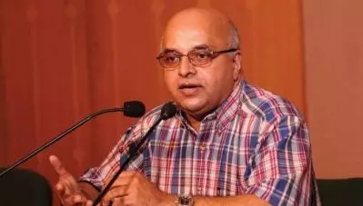 നടക്കുന്നത് യുദ്ധം; മാവോയിസ്റ്റുകള്‍ക്ക് മനുഷ്യാവകാശം അവകാശപ്പെടാനാവില്ല; മാവോയിസ്റ്റുകളെ കൊന്നില്ലെങ്കില്‍ ജനങ്ങളെ കൊല്ലുമെന്നും ചീഫ് സെക്രട്ടറി ടോം ജോസ്