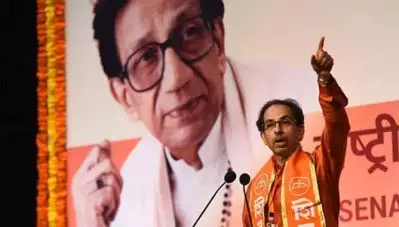 ‘അന്തിമ തീരുമാനം പാര്‍ട്ടി അധ്യക്ഷന്റേത്’; താക്കറെയ്ക്കു കൂട്ടത്തോടെ ഐക്യദാര്‍ഢ്യം പ്രഖ്യാപിച്ച് ശിവസേനാ എം.എല്‍.എമാര്‍
