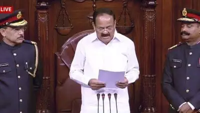 രാജ്യസഭയില്‍ ‘സൈനികവേഷത്തില്‍ മാര്‍ഷല്‍മാര്‍’; ചോദ്യമുന്നയിച്ച ജയറാം രമേശിനെ വിലക്കി ഉപരാഷ്ട്രപതി