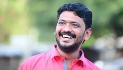 ‘പ്രതിഷേധിക്കുന്ന വിദ്യാര്‍ത്ഥികളെ ആക്രമിച്ച പൊലീസ് നടപടി അപലപനീയം’; വി.പി സാനു
