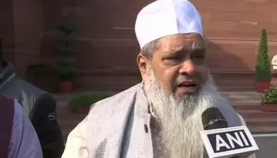 ‘ഈ ബില്‍ പാസ്സാക്കാന്‍ അനുവദിക്കില്ല, ഞങ്ങള്‍ തനിച്ചല്ല’; പൗരത്വ ഭേദഗതി ബില്ലിനെതിരെ എം.പി ബദ്രുദ്ദീന്‍ അജ്മല്‍