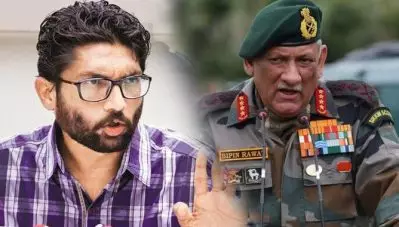 സൈനിക സ്വേച്ഛാധിപത്യത്തിന് കീഴില്‍ മാത്രമാണ് ഇത്തരം പ്രസ്താവനകള്‍ അനുവദിക്കപ്പെടാറുള്ളതെന്ന് ജിഗ്നേഷ് മേവാനി; ‘ഇത് പുതിയ ഇന്ത്യ’