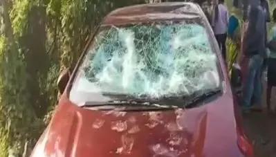 ജയ്ശ്രീറാം വിളിച്ച് ബംഗാളില്‍ ചര്‍ച്ചിന് നേരെ ബോംബേറ്; മൂന്ന് ആര്‍.എസ്.എസ്, ബി.ജെ.പി പ്രവര്‍ത്തകര്‍ അറസ്റ്റില്‍
