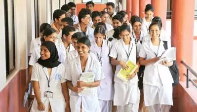 യു.കെയിൽ നഴ്‌സുമാർക്ക് നിരവധി അവസരങ്ങൾ; അറിയേണ്ടതെല്ലാം