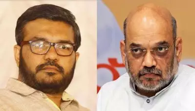 ഒരു യഥാര്‍ത്ഥ ‘ രാജ്യസ്‌നേഹി’ കാശ്മീരില്‍ ഭീകരരോടൊപ്പം പിടിയിലായിരിക്കുന്നു; ദല്‍ഹിയിലെ ചാണക്യന്‍ വായും പൂട്ടി ഇരിക്കാതെ മറുപടി പറയണമെന്ന് എം.ബി രാജേഷ്