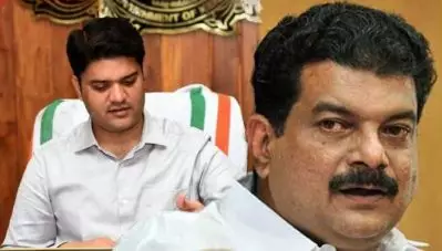 പ്രളയ ദുരിതാശ്വാസം; ഫെഡറല്‍ ബാങ്കിന്റെ വീട് നിര്‍മാണ പദ്ധതി എം.എല്‍.എ തടസപെടുത്തിയെന്ന് കളക്ടര്‍; കവളപ്പാറയില്‍ ആണ് ആദ്യം വീടുകള്‍ വേണ്ടതെന്ന് എം.എല്‍.എ