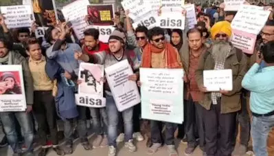 ‘പൗരത്വ ഭേദഗതി നിയമത്തിനെതിരെ ഭരണഘടനയെ പ്രതിരോധിക്കുക’ ദല്‍ഹിയില്‍ ബഹുജന പ്രതിജ്ഞയുമായി പ്രതിഷേധക്കാര്‍