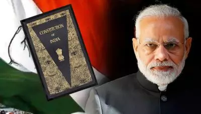 ‘രാജ്യത്തെ വിഭജിക്കുന്നതിനിടയില്‍ സമയം കിട്ടുകയാണെങ്കില്‍ ഇതൊന്ന് വായിക്കണം’; മോദിക്ക് ഭരണഘടന അയച്ചുകൊടുത്ത് കോണ്‍ഗ്രസ്