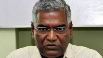 കമ്മ്യൂണിസ്റ്റുകാരെ ഭീഷണിപ്പെടുത്താന്‍ നോക്കണ്ട, ബ്രിട്ടീഷ് രാജിനെതിരെ പൊരുതാനറിയാമെങ്കില്‍ ബി.ജെ.പി രാജിനെതിരെയും പൊരുതും: ഡി.രാജ