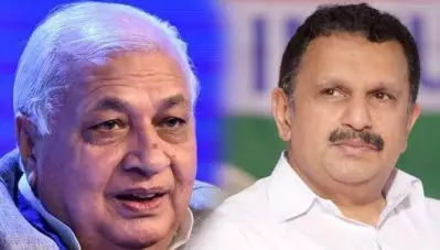 ‘ആരിഫ് മുഹമ്മദ് ഖാനെ ഗവര്‍ണര്‍ എന്ന് വിളിക്കില്ല, അദ്ദേഹം ബി.ജെ.പി ഏജന്റ് മാത്രം’; രാജി വെച്ചില്ലെങ്കില്‍ തെരുവിലിറങ്ങാന്‍ സമ്മതിക്കില്ലെന്ന് കെ. മുരളീധരന്‍
