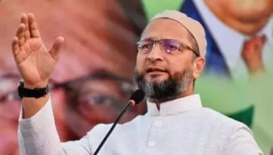 ”അദ്ദേഹമെന്തിനാണ് ഹൈദരബാദില്‍ നില്‍ക്കുന്നത്, തിരിച്ചുപോയി ദല്‍ഹിയിലെ തീയണയ്ക്കൂ…” കേന്ദ്ര ആഭ്യന്തര സഹമന്ത്രിയെ വിമര്‍ശിച്ച് അസദുദ്ദില്‍ ഉവൈസി