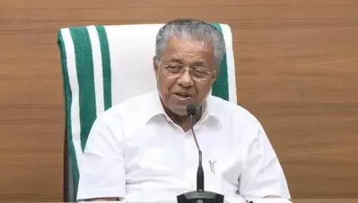 ബാറുകള്‍ അടഞ്ഞുതന്നെയെന്ന് മുഖ്യമന്ത്രി; കള്ളുഷാപ്പുകളും ബിവറേജസ് ഔട്ട്‌ലെറ്റുകളും തുറക്കില്ല