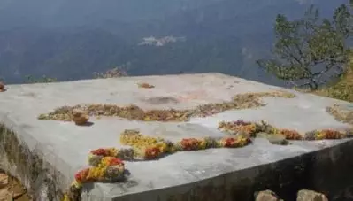 ‘തട്ടിയെടുത്ത അവകാശം തിരികെ നല്‍കണം’; മകരവിളക്ക് ദിനത്തില്‍ പ്രതിഷേധമായി ‘അവകാശ പുനസ്ഥാപന ദീപം’ തെളിയിക്കാനൊരുങ്ങി മല അരയ മഹാസഭ