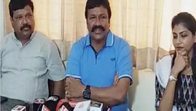 ‘ ഷൂട്ട് അറ്റ് സൈറ്റ് ‘; പാക് അനുകൂല മുദ്രാവാക്യം വിളിക്കുന്നവരെ വെടിവെച്ചുകൊല്ലാന്‍ നിയമം കൊണ്ടുവരണമെന്ന് കര്‍ണാടക മന്ത്രി; മോദിക്ക് കത്തെഴുതി