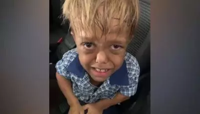‘ എന്റെ ഹൃദയം കുത്തിപ്പിളര്‍ക്കാനാണ് തോന്നുന്നത്, ആരെങ്കിലും ഒന്നുകൊന്നുതരൂ’; ഉയരക്കുറവ് മൂലം പരിഹസിക്കപ്പെടുന്ന ഒന്‍പതുവയസ്സുകാരന്റെ വീഡിയോ പങ്കുവെച്ച് അമ്മ