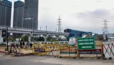 ഷഹീന്‍ബാഗ് പ്രതിഷേധം; ഉപരോധിച്ച റോഡുകള്‍ തുറന്ന് പ്രതിഷേധക്കാര്‍