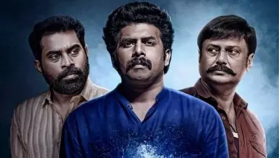 സണ്ണിയുടെ ഇടതും വലതും ബൈജുവും സുരാജും; അനുഗ്രഹീതന്‍ ആന്റണി കോണ്‍സപ്റ്റ് പോസ്റ്റര്‍ പുറത്ത്; ഇത് ഗംഭീരമാകുമെന്ന് സോഷ്യല്‍ മീഡിയ