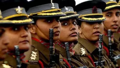 ‘സ്ത്രീകളെ അംഗീകരിക്കാന്‍ പുരുഷ പട്ടാളം തയ്യാറല്ല’; വനിത കമാന്‍ഡര്‍ നിയമനത്തെ എതിര്‍ത്ത് കേന്ദ്രം സുപ്രീം കോടതിയില്‍