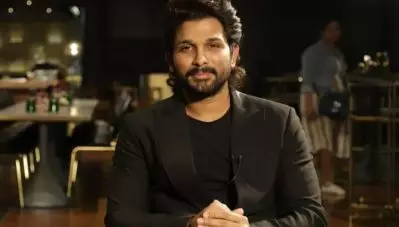 കൊവിഡ് 19 ; കേരളത്തിന് അല്ലു അര്‍ജുന്റെ കൈത്താങ്ങ്; മുഖ്യമന്ത്രിയുടെ ദുരിതാശ്വാസ നിധിയിലേക്ക് 1.25 കോടി സംഭാവന നല്‍കി