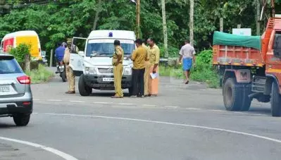 ലോക്ഡൗണ്‍ ലംഘിച്ച് പ്രാര്‍ത്ഥന; കണ്ണൂരും തൃശൂരും ഒത്തുകൂടിയവര്‍ക്കെതിരെ കേസ്; കേസെടുത്തവരില്‍ പള്ളി ഇമാമും
