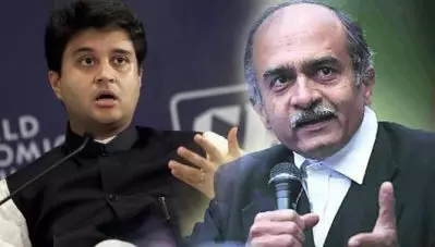 ‘അസ്വസ്ഥതകള്‍ മനസിലാക്കാം, പക്ഷേ ഈ തീരുമാനം അവസരവാദമാണ്’; ബി.ജെ.പിയില്‍ ചേരാനുള്ള സിന്ധ്യയുടെ നീക്കത്തെ വിമര്‍ശിച്ച് പ്രശാന്ത് ഭൂഷന്‍