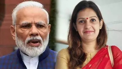 ‘ ആരുടെയെങ്കിലും സോഷ്യല്‍ മീഡിയ അക്കൗണ്ട് കൈകാര്യം ചെയ്തത് കൊണ്ട് സ്ത്രീ ശാക്തീകരണം നടക്കില്ല’; മോദിയോട് പ്രിയങ്ക ചതുര്‍വേദി