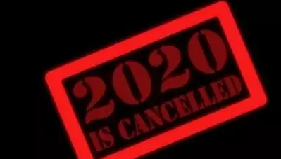 ‘ഔദ്യോഗികമായി 2020 അവസാനിച്ചിരിക്കുന്നു’; ഇര്‍ഫാന്‍ ഖാന്റെ മരണം കൂടി ആയതോടെ ഇനി ഈ വര്‍ഷം വേണ്ടെന്ന് നെറ്റിസന്‍സ്